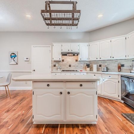 * *Astounding House **Perfect For Family And Friends , Pool , Hot Tub, & Game Room Allen Zewnętrze zdjęcie