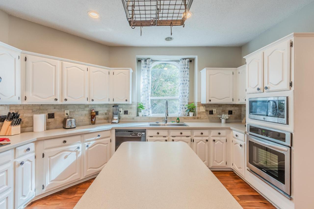 * *Astounding House **Perfect For Family And Friends , Pool , Hot Tub, & Game Room Allen Zewnętrze zdjęcie