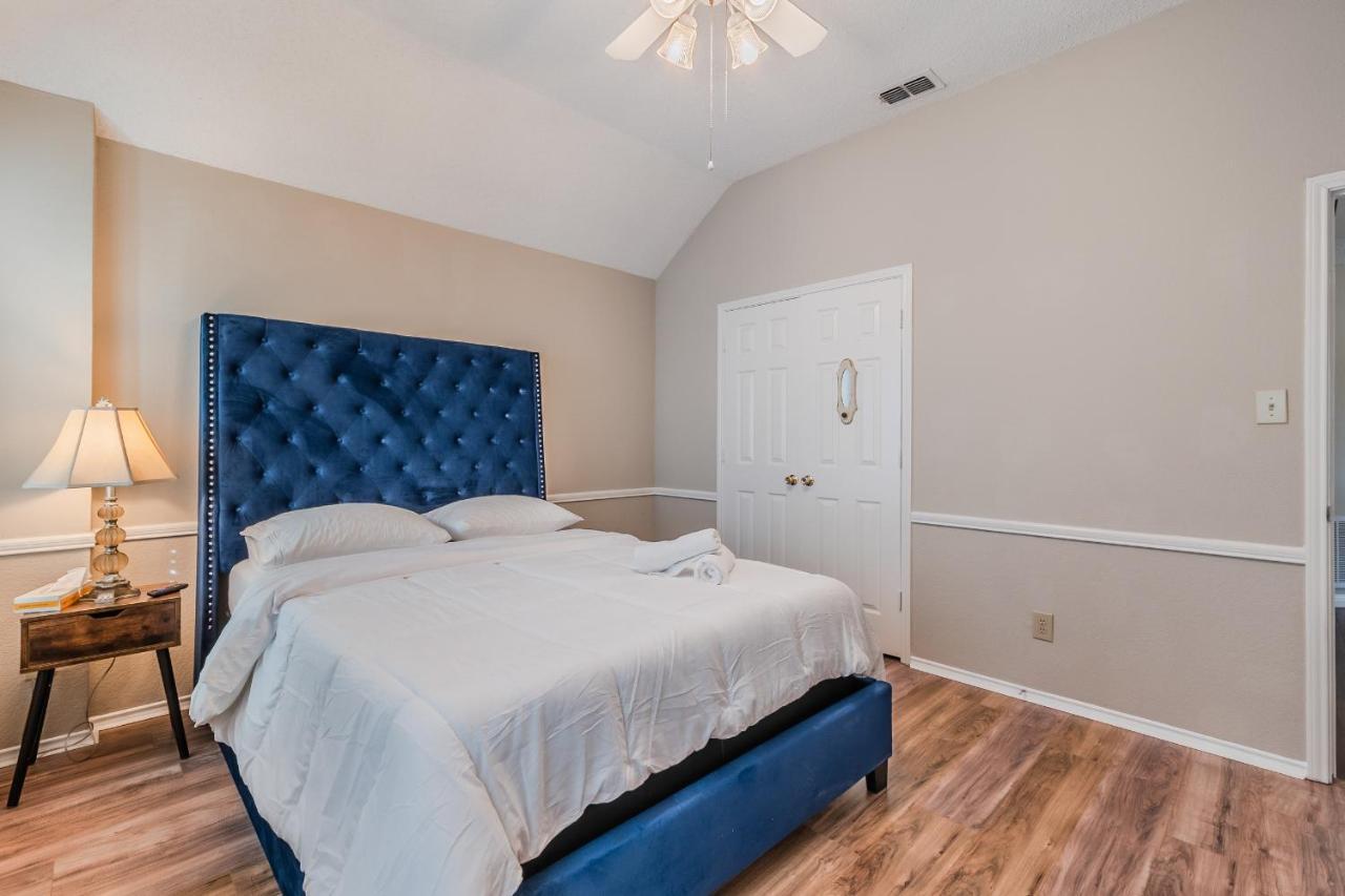 * *Astounding House **Perfect For Family And Friends , Pool , Hot Tub, & Game Room Allen Zewnętrze zdjęcie