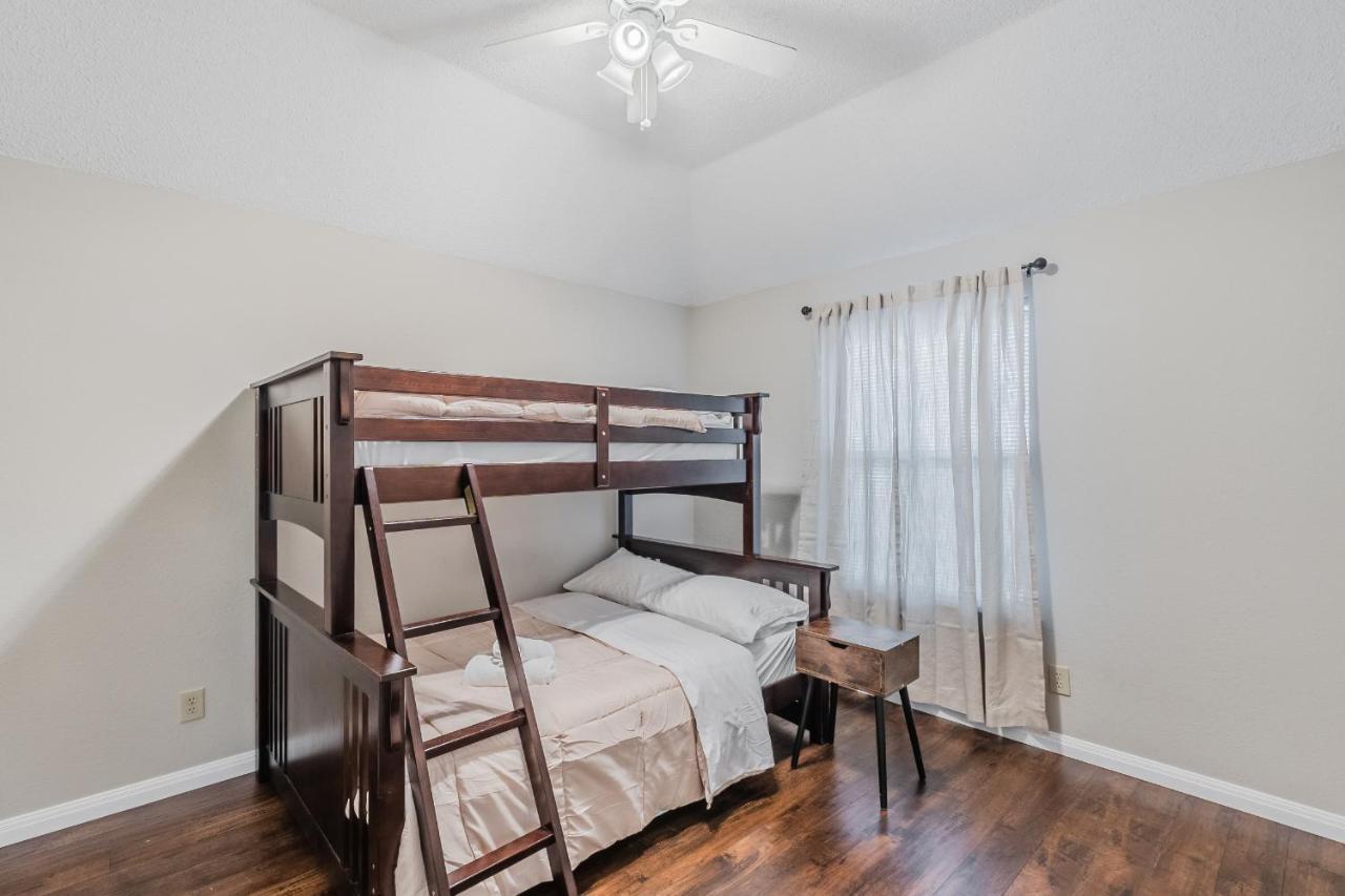 * *Astounding House **Perfect For Family And Friends , Pool , Hot Tub, & Game Room Allen Zewnętrze zdjęcie